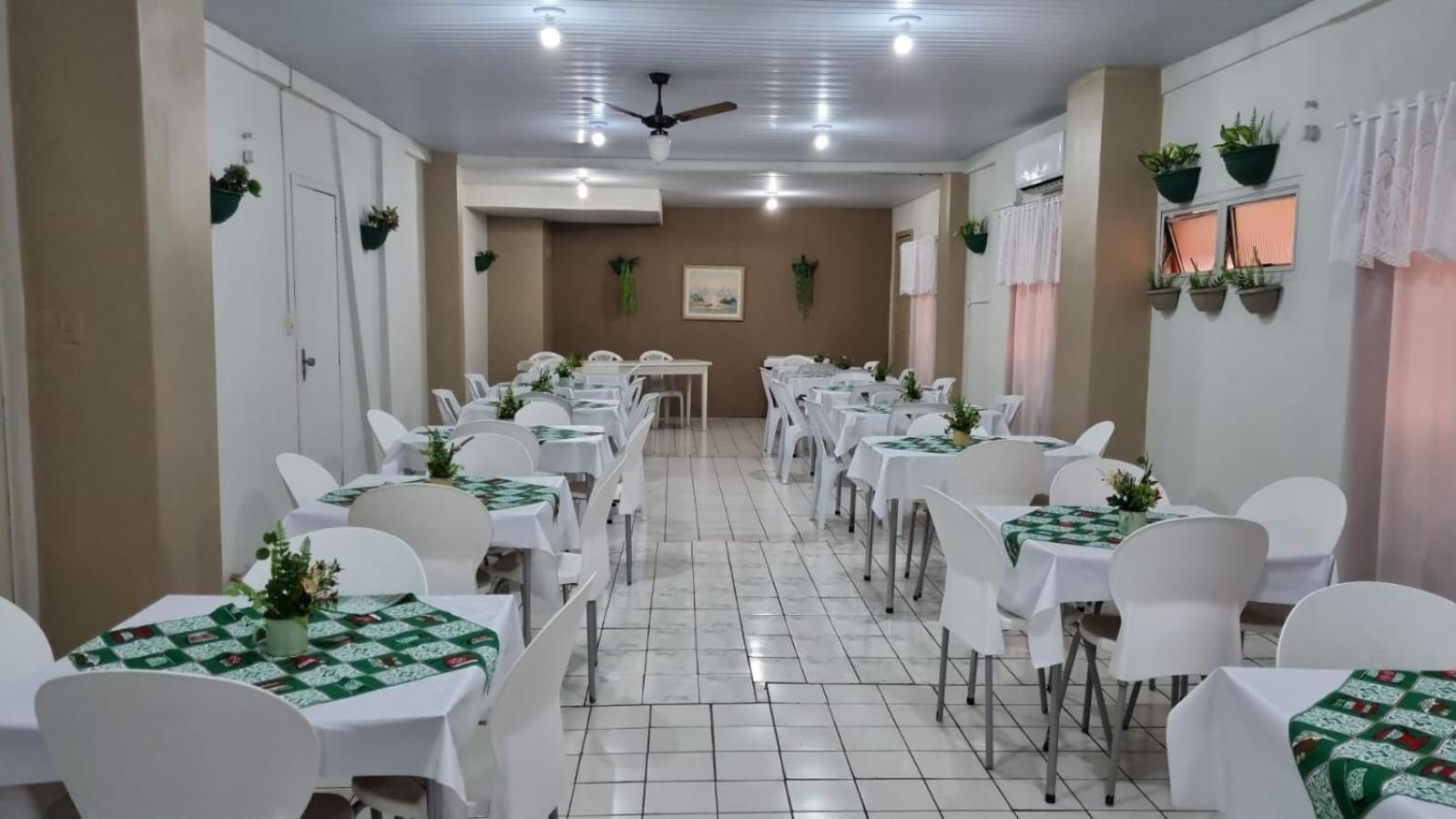 Ambassador Hotel فوز دو إيغواسو المظهر الخارجي الصورة